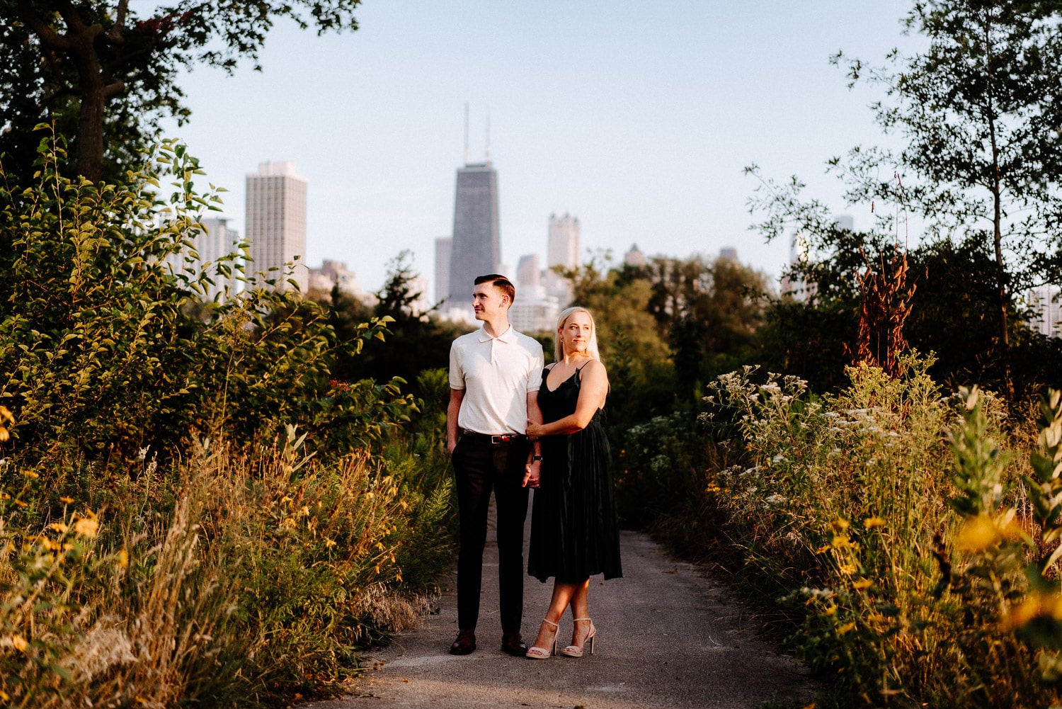 Engagement Session with couple at Lincoln Park Zoo in Chicago